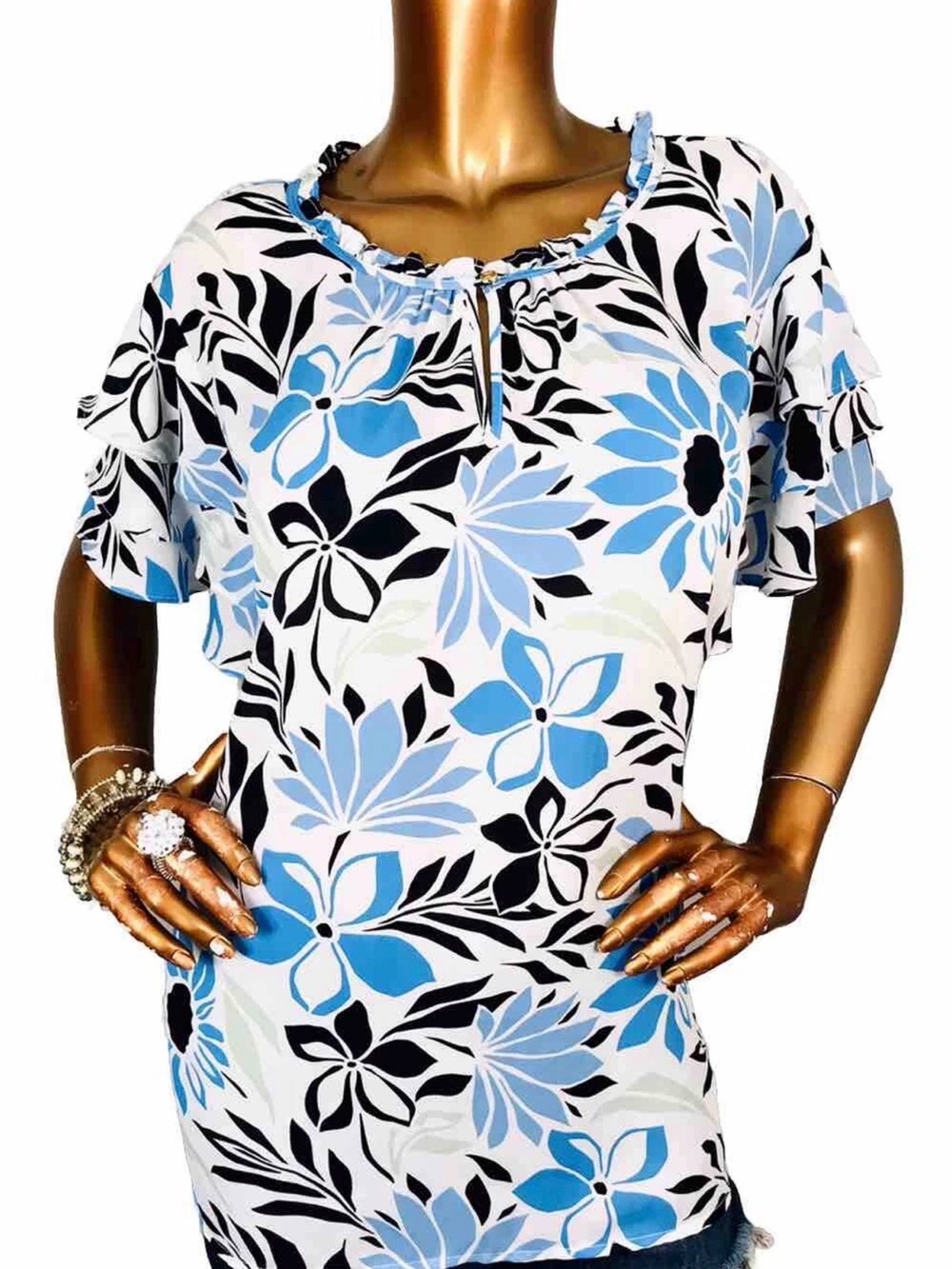 Liz Claiborne Women’s Blue Floral Short Sleeve Top